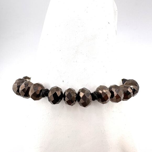 6.25” Fossil Leather Cord Brown Faceted Glass Bead Gold Tone Bird Charm Bracelet - Picture 2 of 5